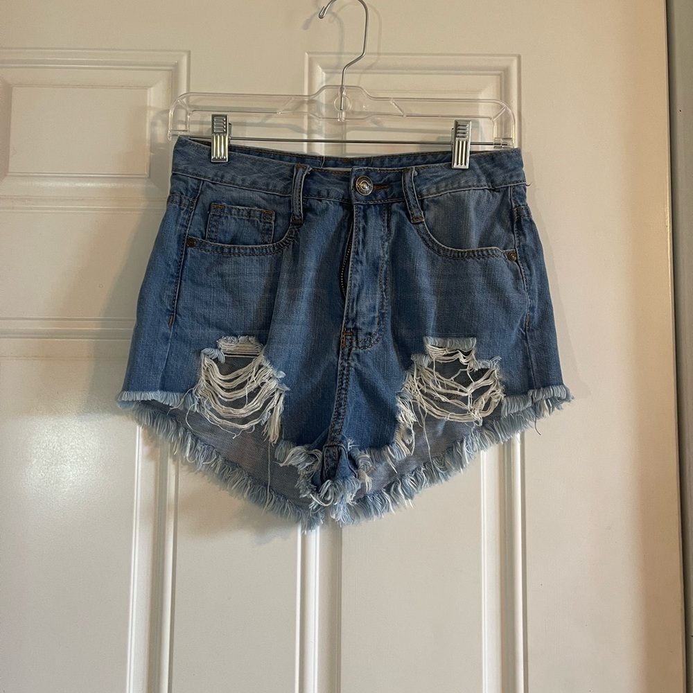Machine high waisted frayed jean shorts